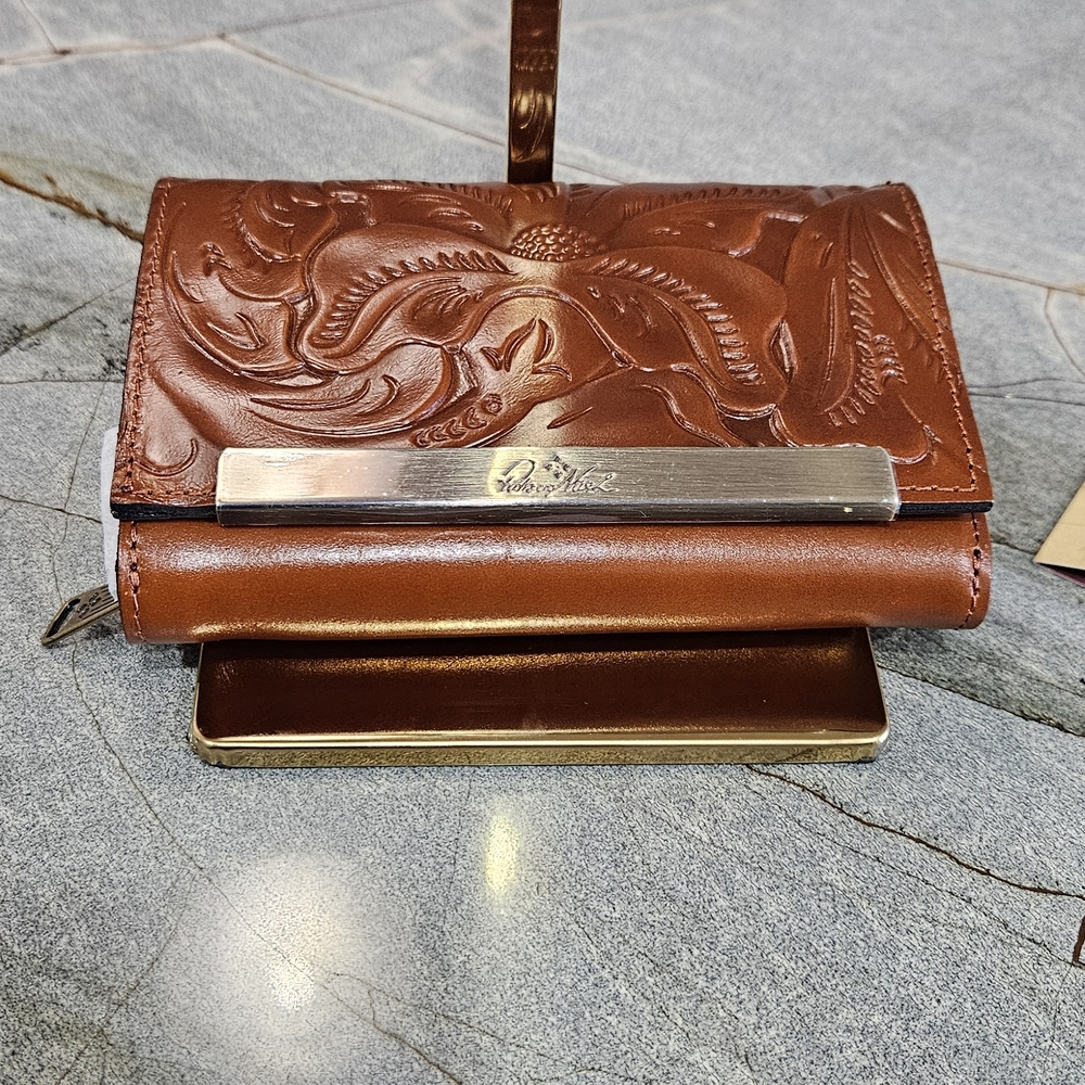 NWT Patricia Nash Tooled Leather Trifold Wallet | NWT | RFID | Zip Coin